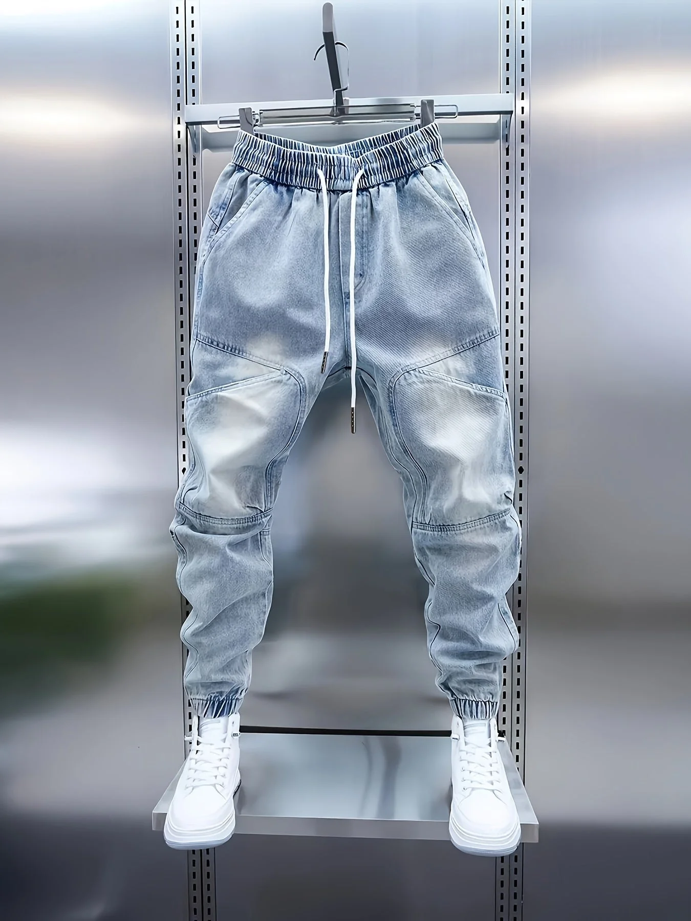 Miniature 1